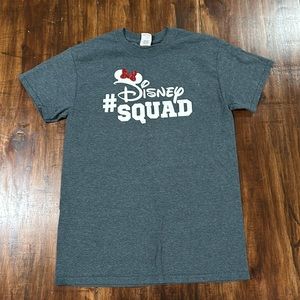 Disney Squad Gray Christmas T-shirt Gildan Women's Size Small